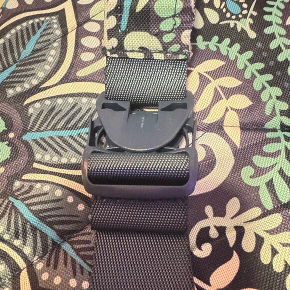 VERA BRADLEY cross Body Bag Blue and White GORGEOUS with adjustable strap - Picture 7 of 8